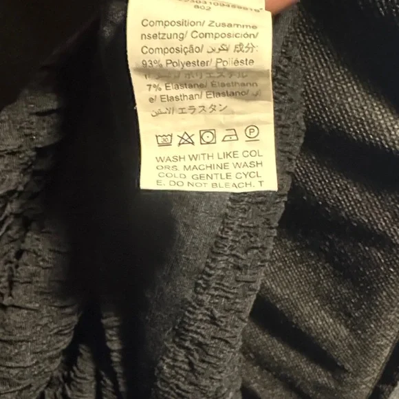 Chic Black Textured Midi Dress - Picture 7 of 8